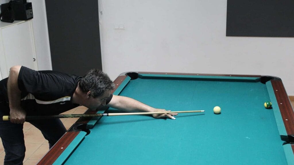 José Marí. Billiard Fanatic