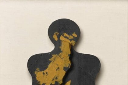 Jean Arp, “Forme symétrique aux flocons du hasard”, 1955 Painted wood 22 3/4 x 12 inches (58 x 31 cm)