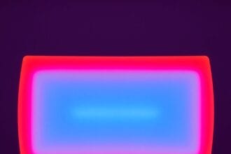 James Turrell, Elemental, Wide Rectangular Curved Glass, 2021 © James Turrell, courtesy Pace Gallery