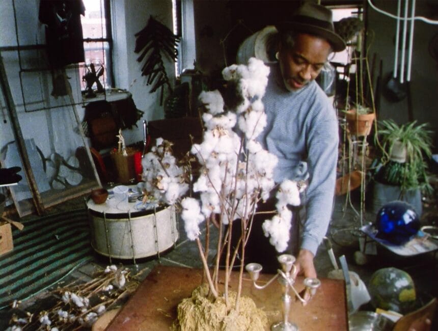 Hammons in his Harlem studio in the 1980s. Image courtesy of Micheal Blackwood.