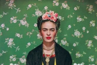 Nickolas Muray, Frida on White Bench