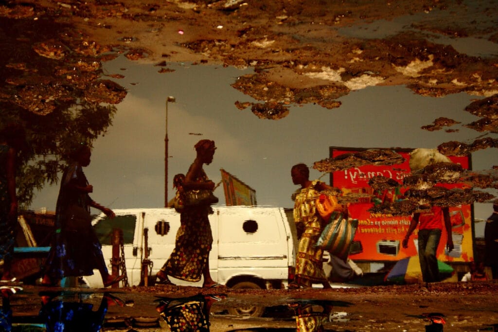 Kiripi Katembo, Avancer,Série Un regard (2008-2013), Courtesy Fondation Kiripi Katembo Siku & Galerie MAGNIN-A, Paris