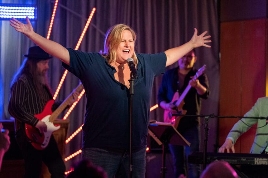 Bridget Everett in Somebody Somewhere (2022)