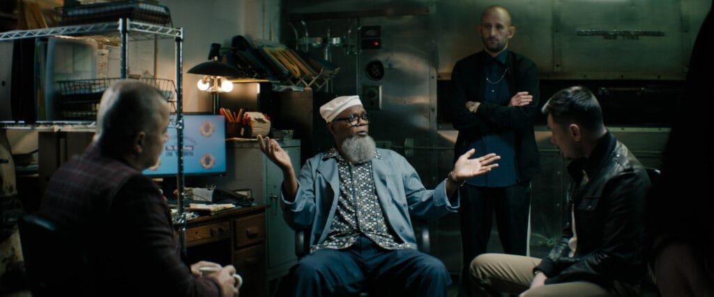 Samuel L. Jackson and Noam Shapiro in The Kill Room (2023)