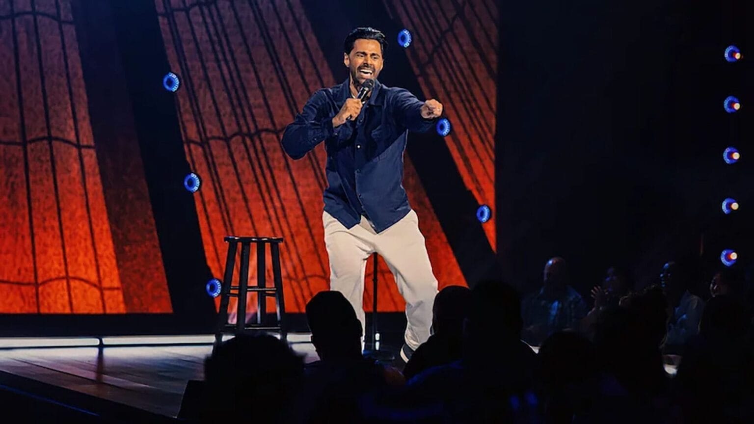 Hasan Minhaj: Off with His Head - Netflix